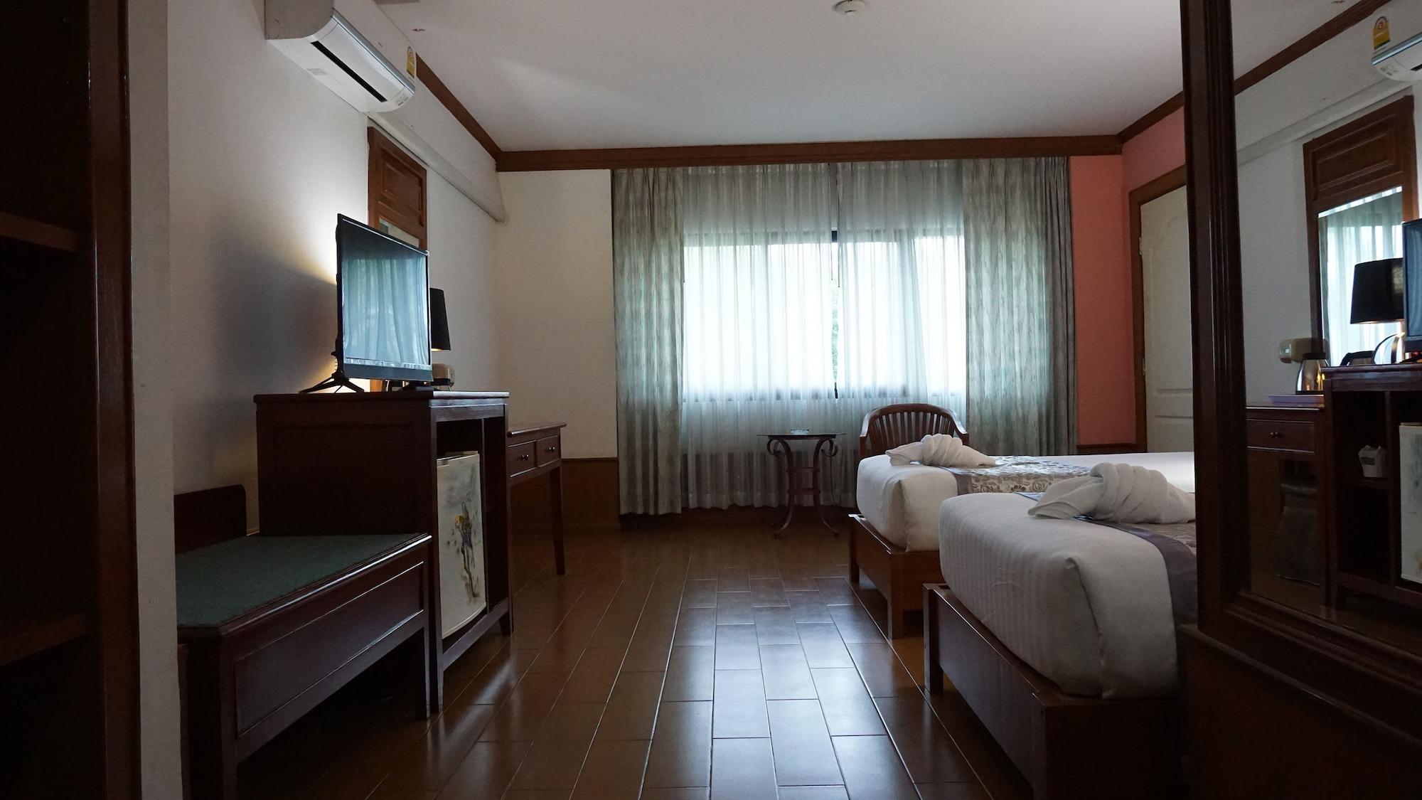 טראנג Wattana Park Hotel מראה חיצוני תמונה