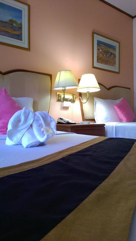 טראנג Wattana Park Hotel מראה חיצוני תמונה