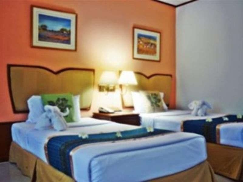 טראנג Wattana Park Hotel מראה חיצוני תמונה